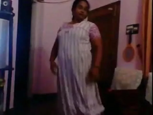 चाची इंडिया 1212 मम्मी (पार्ट सेक्सी मद्रासी 2) के बा।