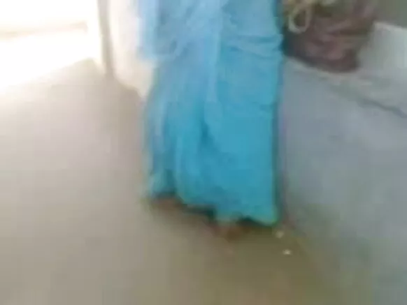 लिफ्ट सेक्सी हिंदी फिल्म लिफ्ट साड़ी