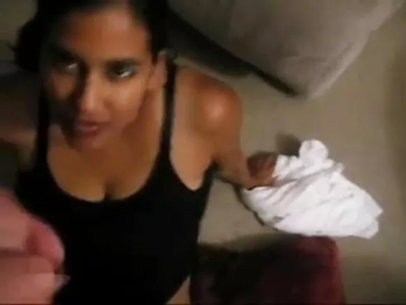 देसी लड़की अपने प्रेमी के लंड चूसती भाग 2 करीना कपूर सेक्सी वीडियो फिल्म भाग 2