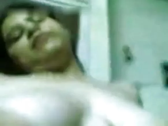 देसी इंडिया गोरदा मौसी के नंगा हो जाला