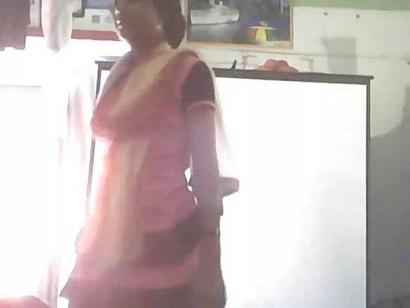 22 सुंदर आ सेक्सी मूवी प्रोग्राम स्तन सुंदर स्तन ओकरा प्रेमी द्वारा दबावल गइल