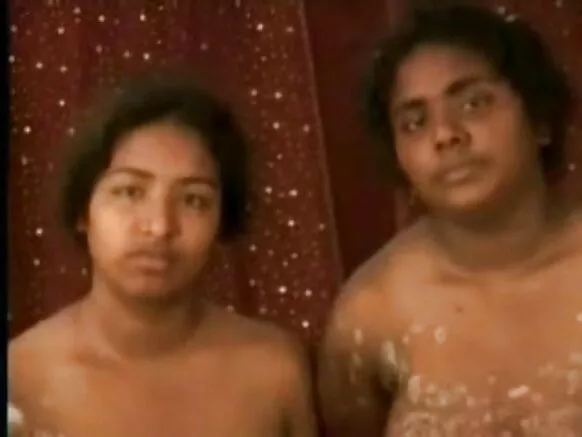हिंदी भारतीय सेक्सी फिल्म चाची 1071 चाची