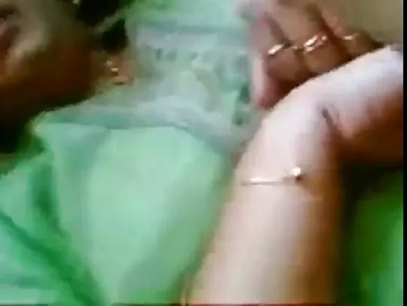 तमिल तमिल हिंदुस्तानी सेक्सी फिल्म पत्नी