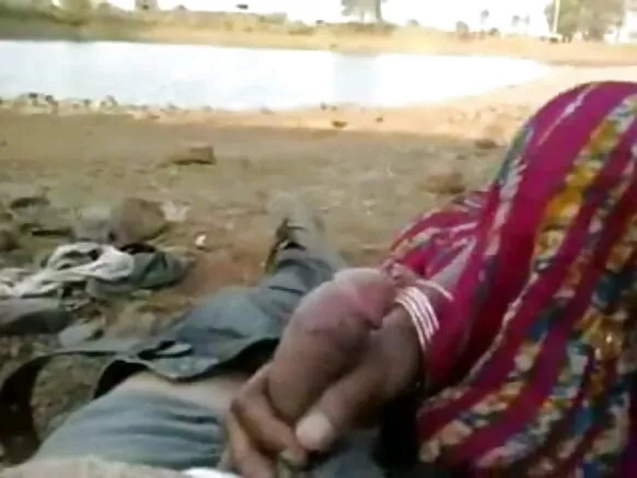 आउटडोर एक्शन (चूषण के अनुरोध खातिर)