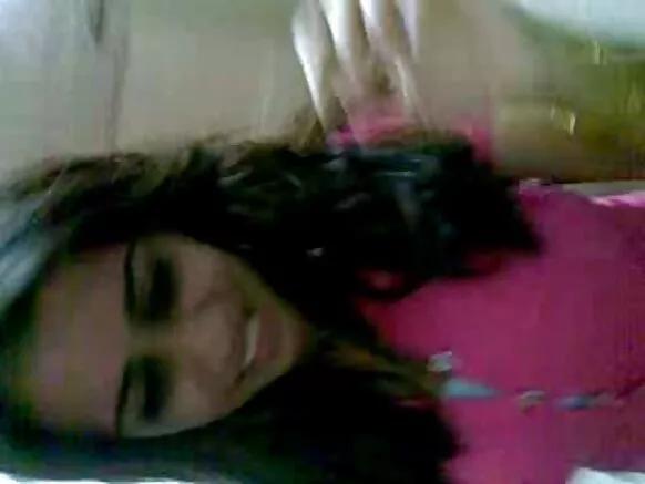 उ हमार सेक्सी बॉयफ्रेंड भोजपुरी फिल्म चूसतारी