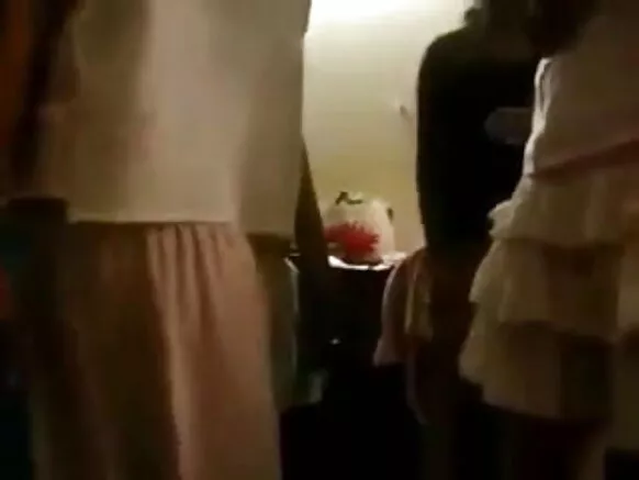 विश्वविद्यालय के लड़कियन के xxx सेक्सी लड़की शो शो हिंदी में