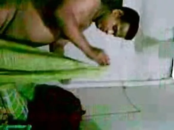 असली चाची सेक्स साड़ी में चाची इंडिया घर के बनावल अपना अंग्रेजी पति के संगे सेक्स करत पूरा सेक्सी वीडियो