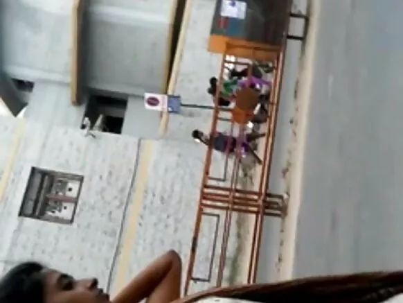 सेक्सी स्लाइवर और संचिका सलवार लड़की वीडियो हिंदी में