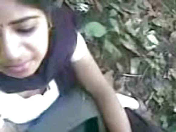 S.Indian Mallu University लड़की blowjob के बाद अपने प्रेमी के जानवर सेक्सी सह निगल