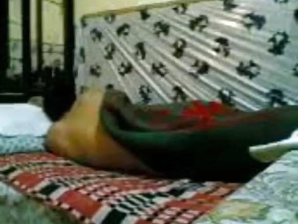 उत्तरी भारत से भाई से Infel अपना पति के भाई से चोदता है