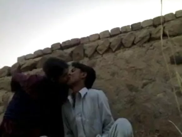 सेक्सी किशोर मुसेलिना हॉट वीडियो फिल्म के साथ बहुत किशोर क्षेत्र