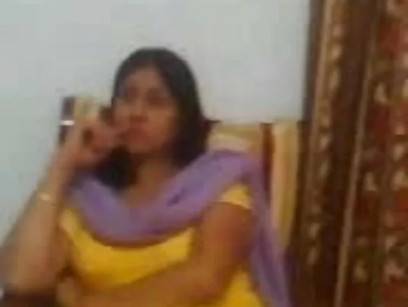 भारतीय भारत सेक्स वीडियो एगो भारतीय चाची अपना बड़े स्तन सेक्सी सेक्सी माईन वीडियो देखावत बाड़ी