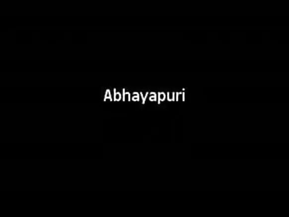 अजीब हवा हिंदी वीडियो सेक्सी फिल्म में अपना प्रेमी के स्तन दे बहुत प्यारा किशोर जोड़ा