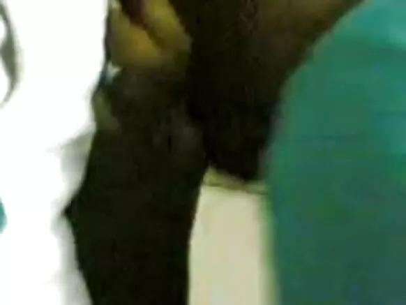 भारत कॉलगर्ल चाची महान स्तन सेक्सी फिल्म बीएफ फिल्म कार्यक्रम, अपना मुवक्किल के कपड़ा पहिन