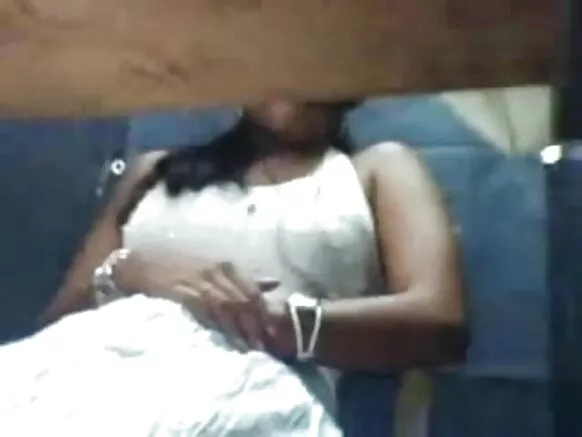 भारत वेबकैम लड़की एक रेस्तरां में हस्तमैथुन - शाम सेक्सी फिल्म