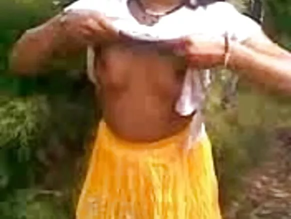 tamil desi movie show जंगल में एगो लईकी के संगे सेक्सी लड़का