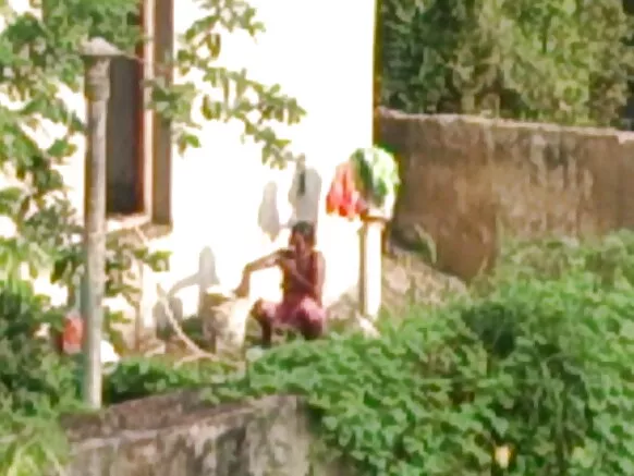 भारत चाची सेक्सी सेक्सी फिल्म हिंदी फिल्म भारत नंगे चाची बाथरूम