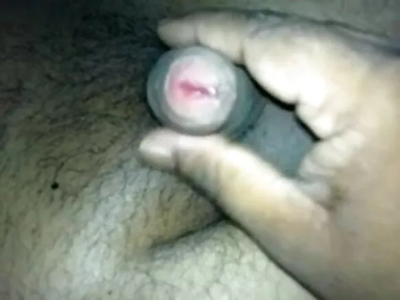 22 साल के लड़के के लिए सेक्सी हस्तमैथुन मुर्गा मालिश फिल्म
