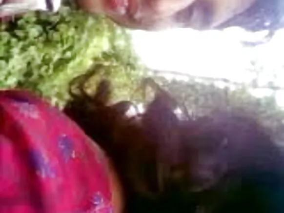 देसी लड़की के स्तन चूसते देसी हिंदी सेक्सी फिल्म शो छान के