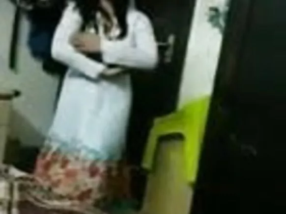 पाकिस्तानी चूदाई 2 वेश्या एक फुल सेक्सी मूवी वीडियो पर